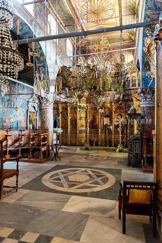 希腊莱斯博斯岛Kalloni Moni Limonos修道院内的东正教教堂